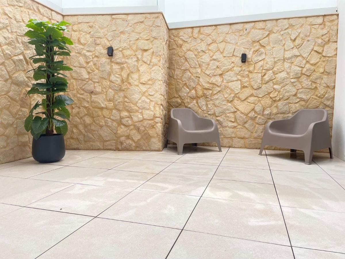 Апартаменты T1 Com Patio Портиман Экстерьер фото
